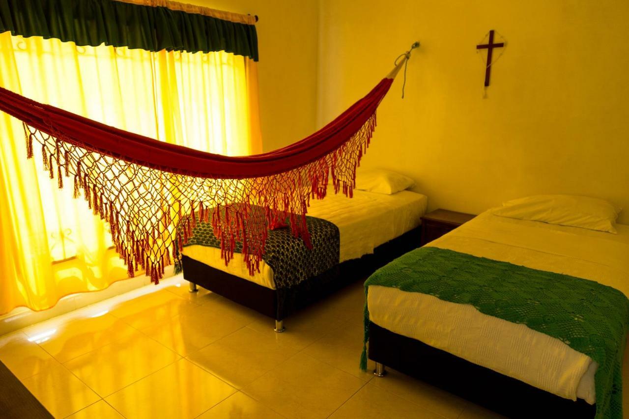 Hostal Cultural El Telar San Jacinto ภายนอก รูปภาพ